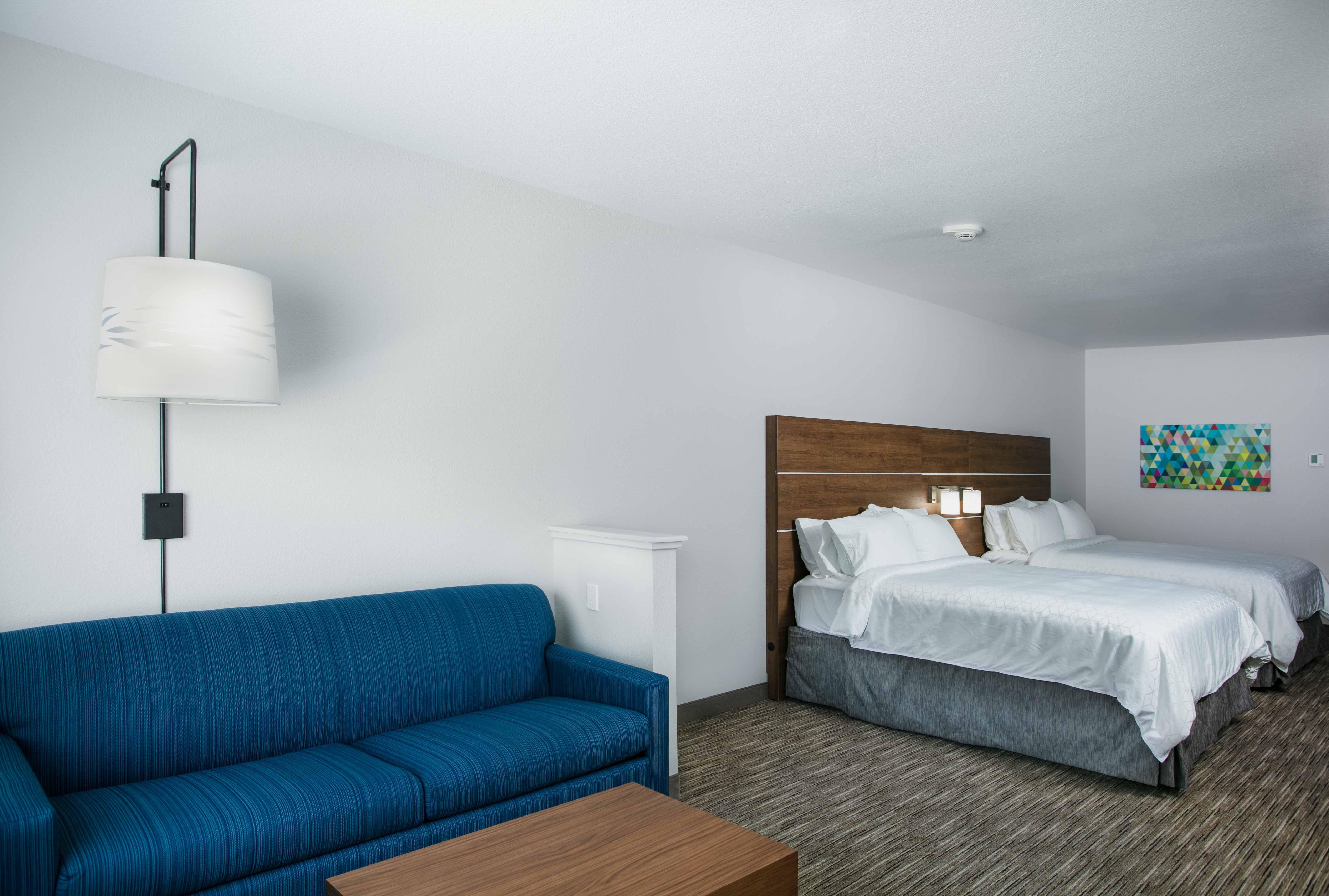 Holiday Inn Express & Suites Oakhurst-Yosemite Park Area By Ihg Exterior foto