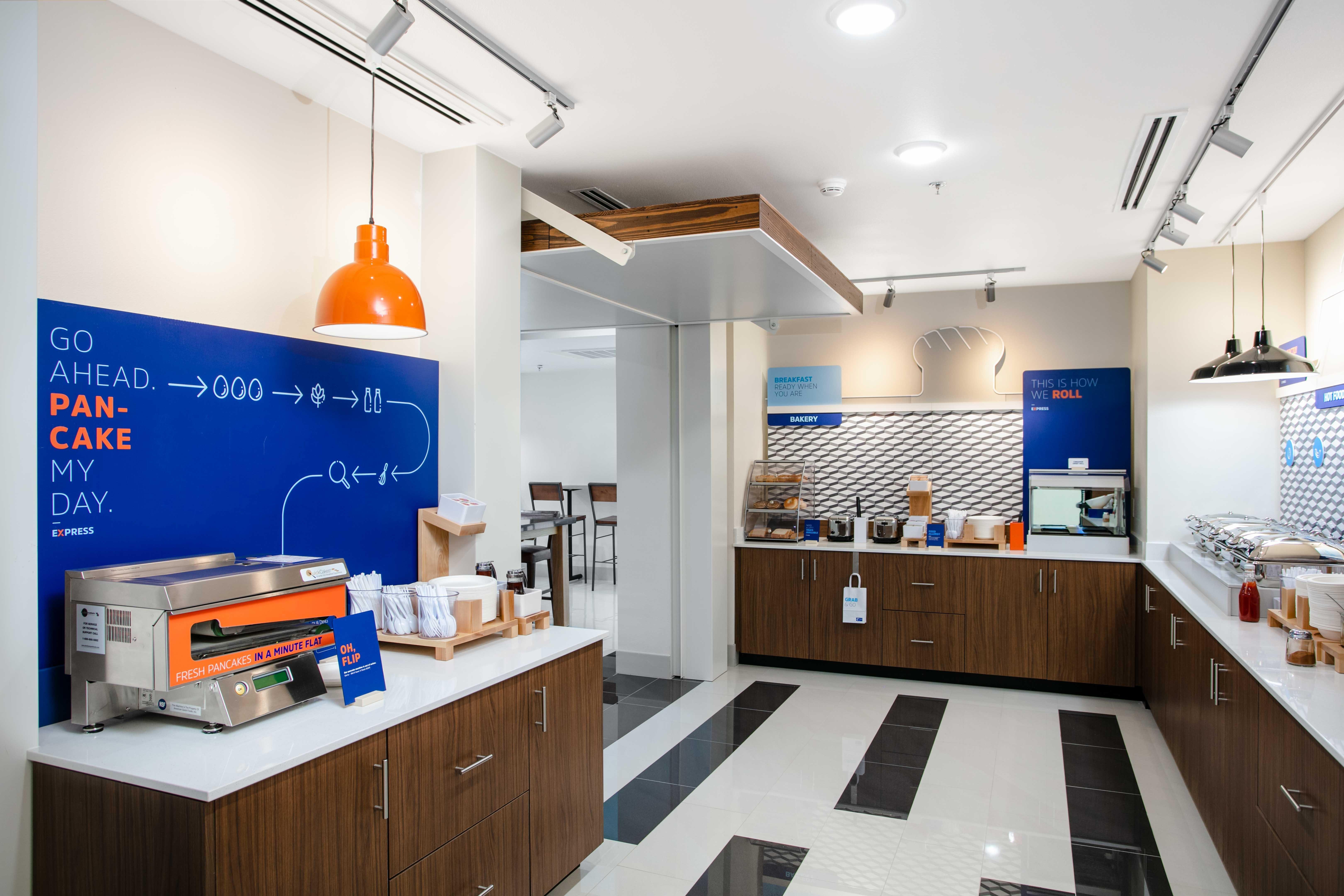 Holiday Inn Express & Suites Oakhurst-Yosemite Park Area By Ihg Exterior foto